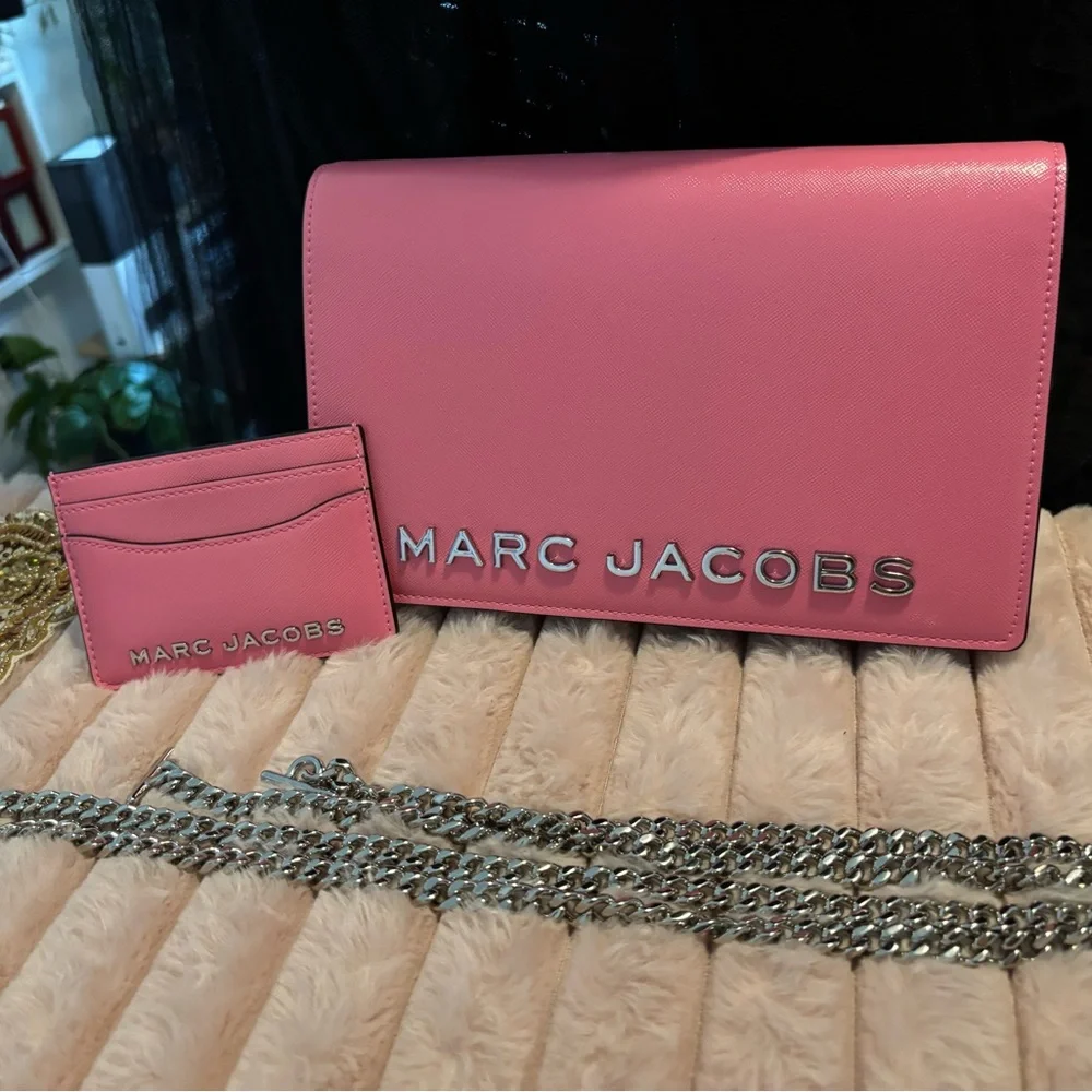 Marc Jacobs Pink Saffiano leather Crossbody Bag and Card Holder Set Like new! - Picture 2 of 16